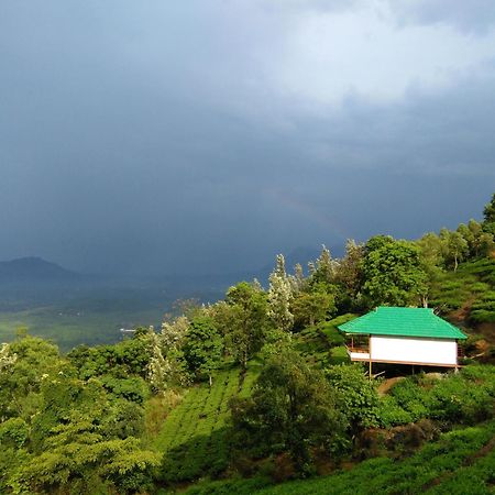 ホテルVythiri Hills エクステリア 写真